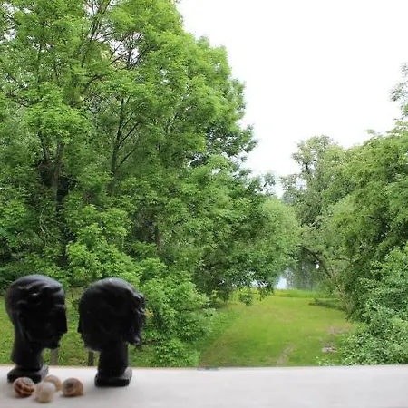 Chateau Trebesice فندق كوتنا هورا
