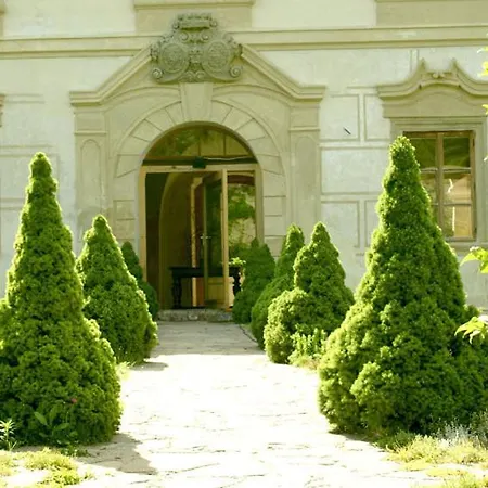 Chateau Trebesice Kutna Hora