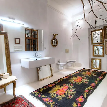 Chateau Trebesice 4* كوتنا هورا